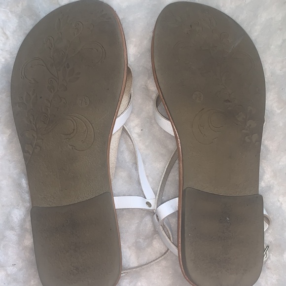 4/$20 🔷 SO White Leather Brown Sandals Summer Leather - Picture 3 of 3